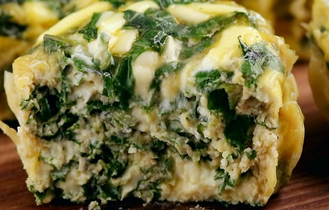 You are currently viewing Spinach and Cheese Egg Bites
