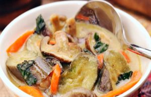 Read more about the article Keto Vegetarian Thai Green Curry